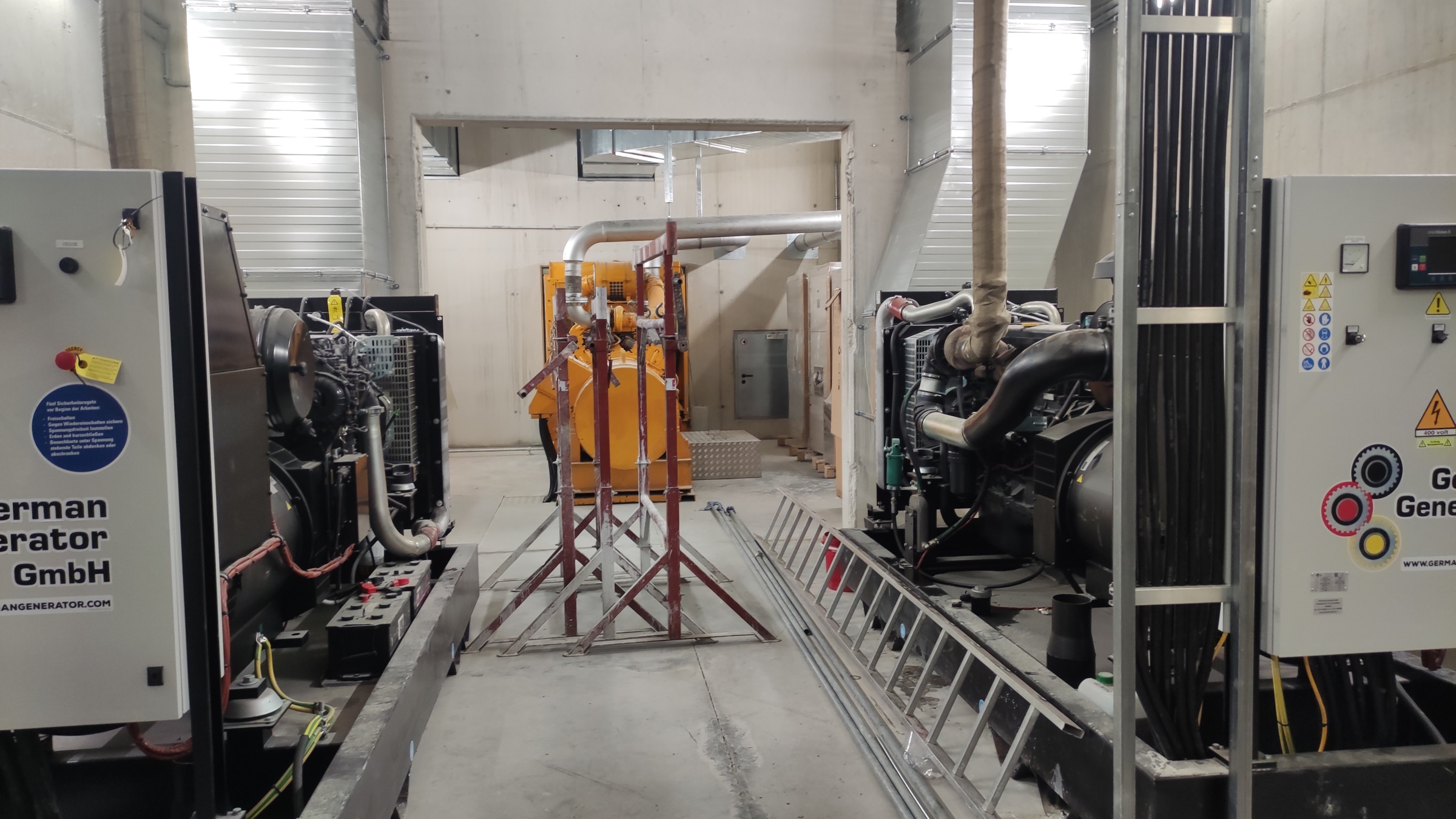 Parallel synchronized generator sets 500 kVA with FPT-IVECO diesel engines and Stamford alternators