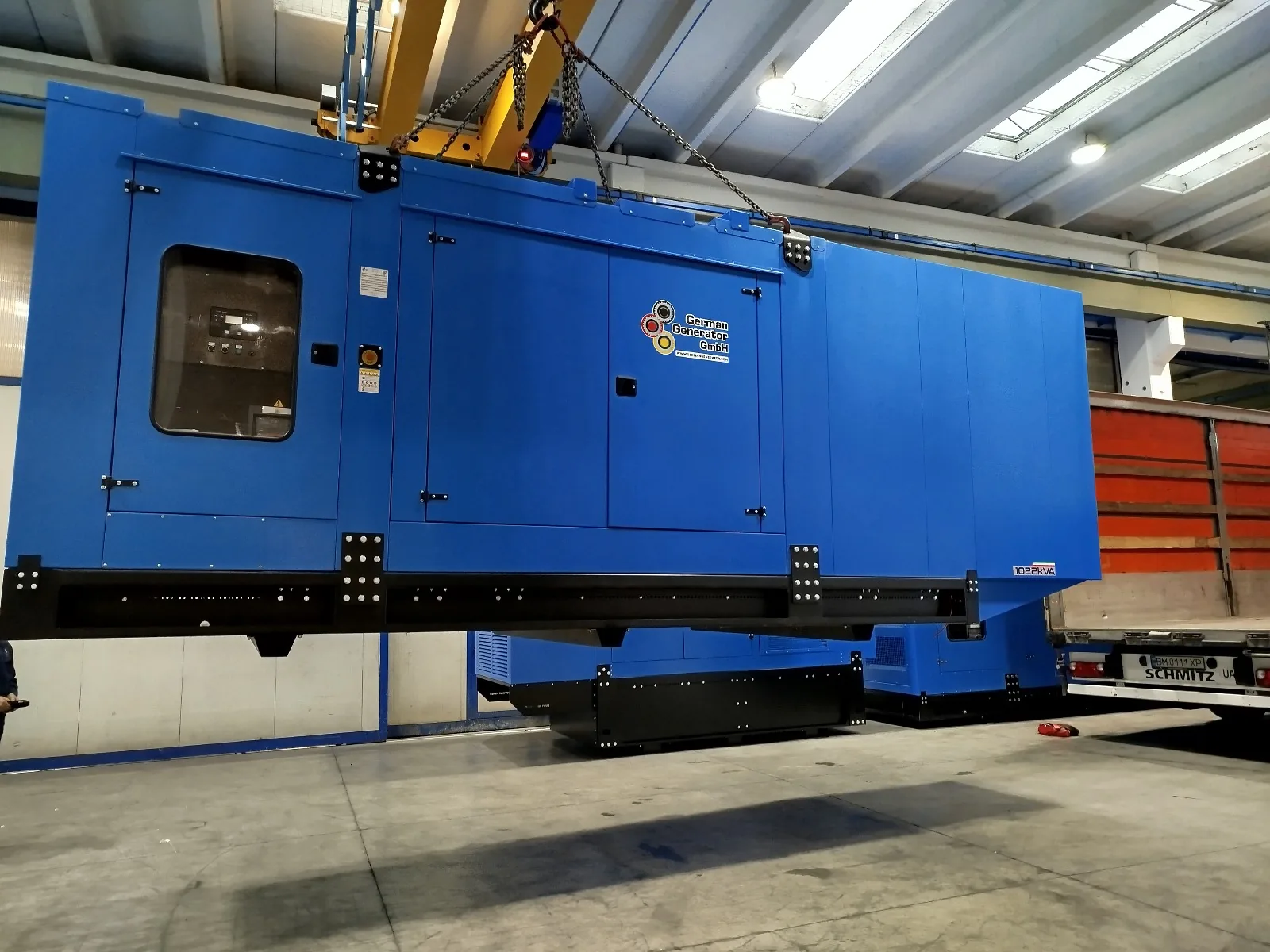 Schallgedämmtes Stromaggregat 1022 kVA mit Perkins Dieselmotor und Stamford Generator