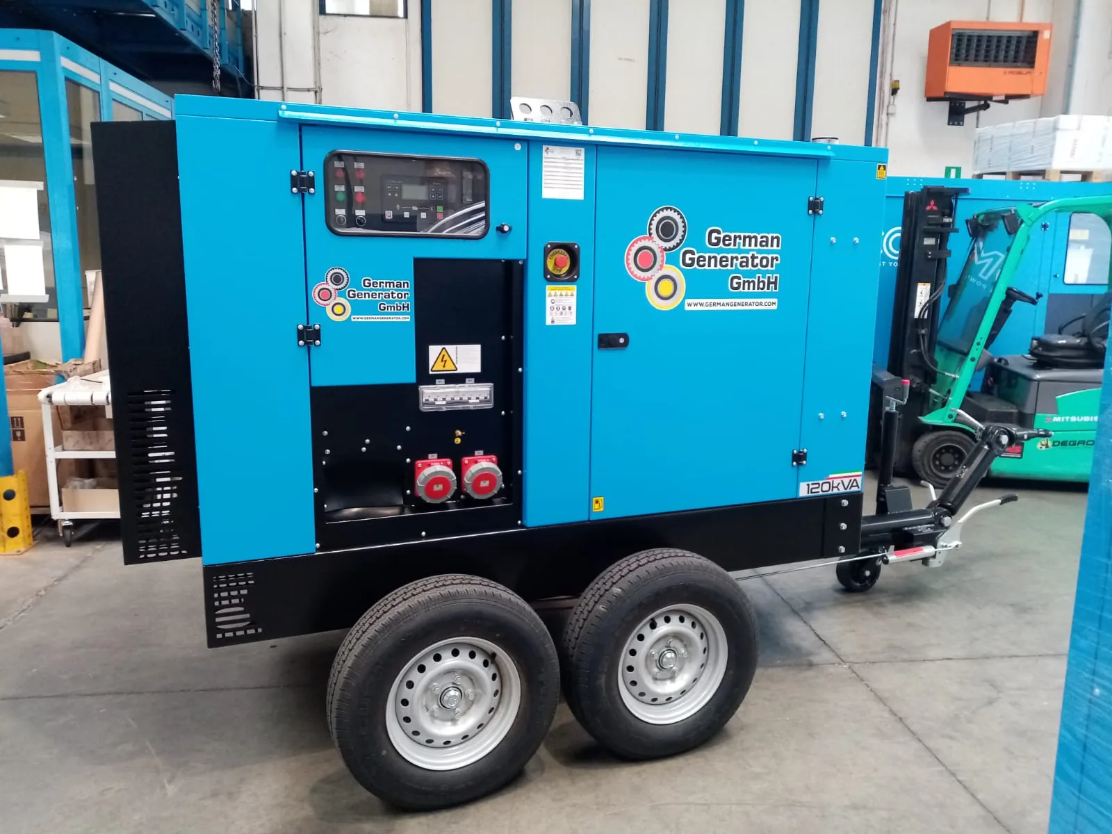 Trailer-montiertes Aggregat 120 kVA mit FPT-IVECO Dieselmotor, Stamford Generator, Steckdosen-Kit, 2300L Tank und automatischer Kraftstoffnachfüllung